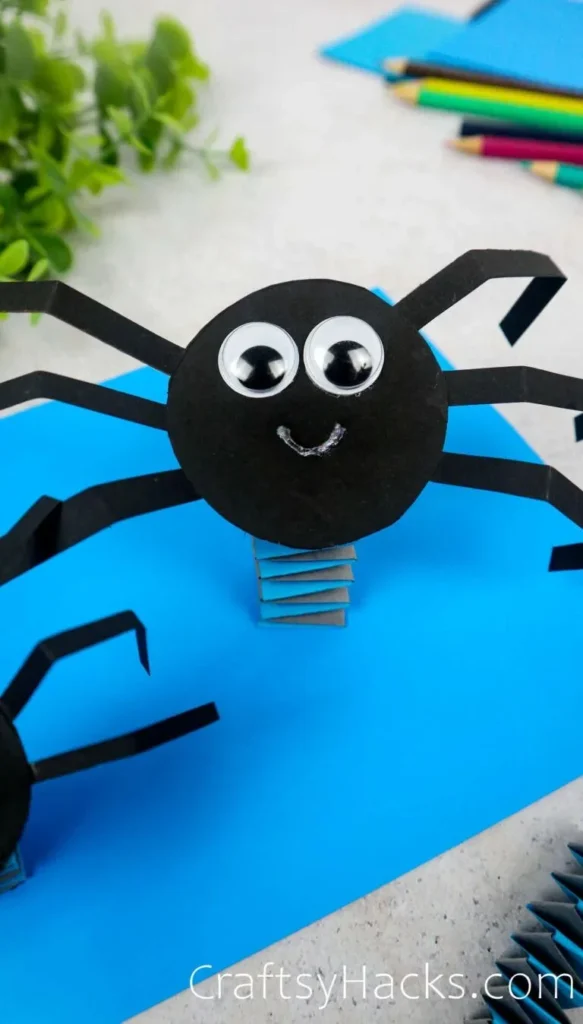 21 Cute Craft Ideas 2 1. DIY Paper Spider