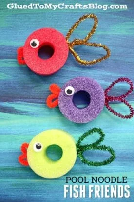20 Dollar Store Crafts for Kids 11 10 pool noodle fish kid craft gluedtomycrafts 275x413 1