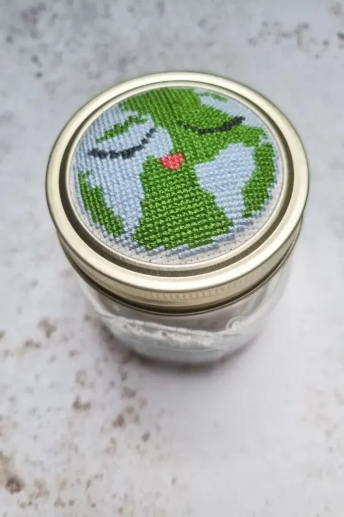 21 Cute Craft Ideas 5 4. Cross Stitch Mason Jar
